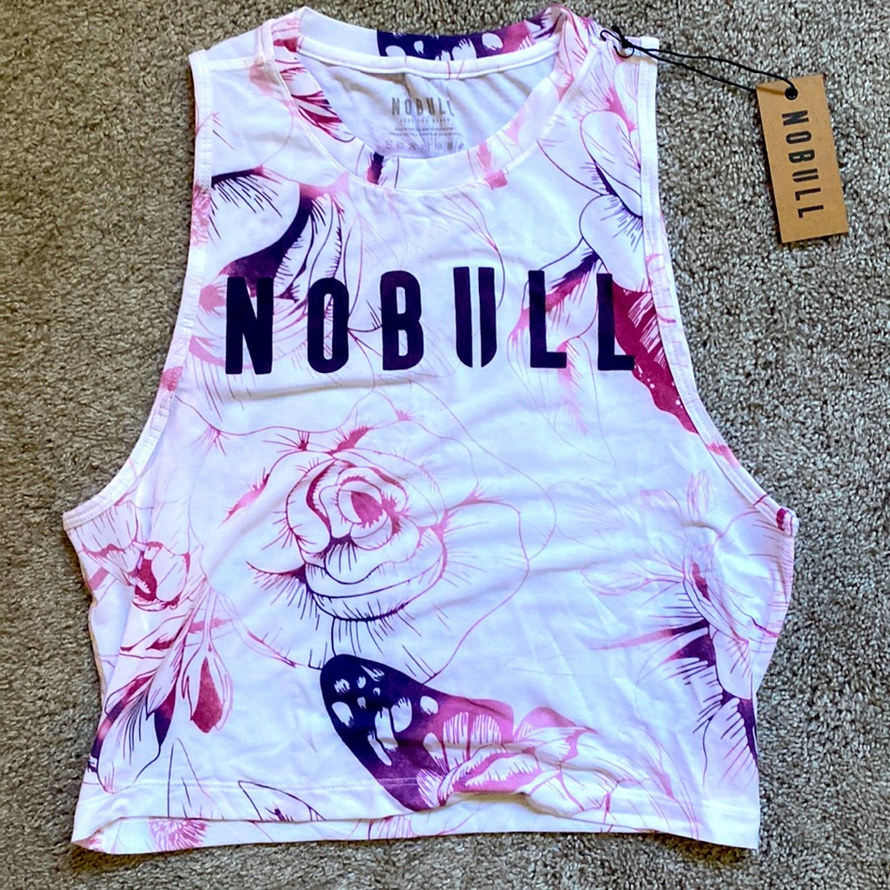 Women’s NOBULL floral tank top. NWT